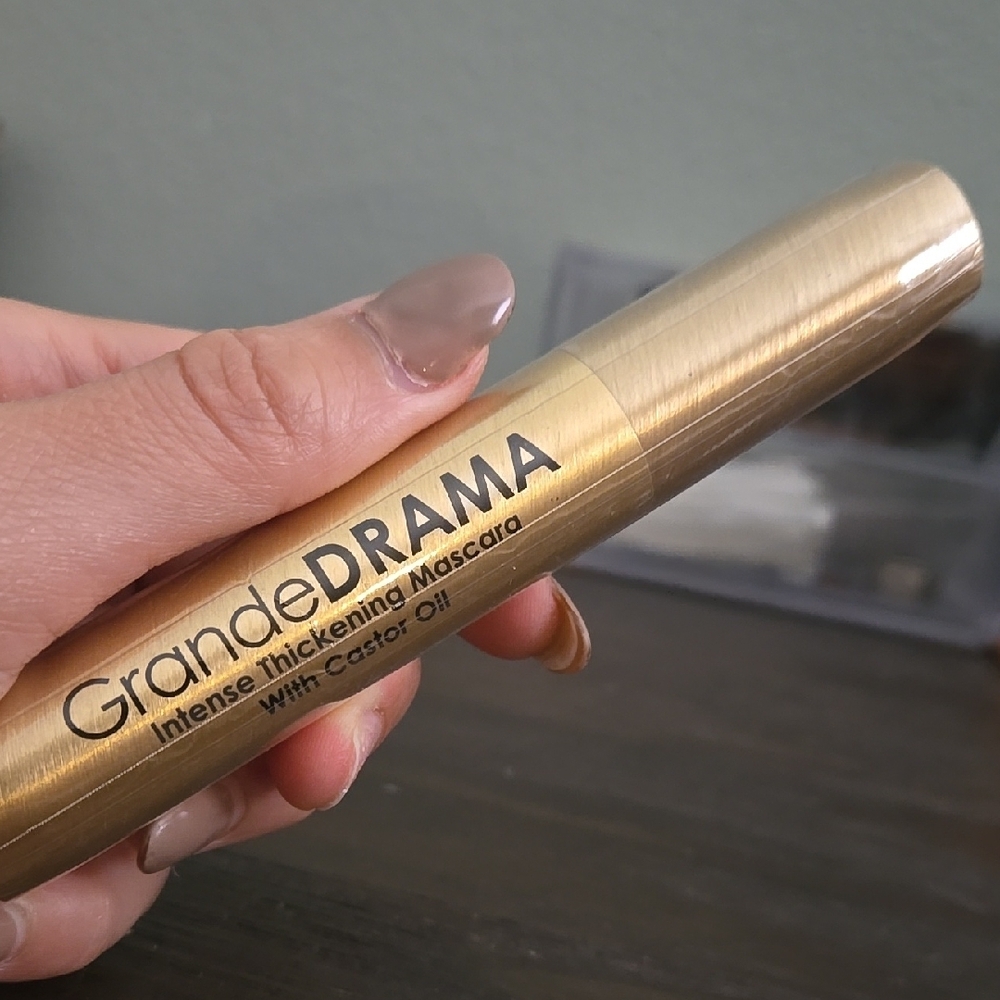 Grande CosmeticsGrandeDRAMA Intense Thickening Mascara